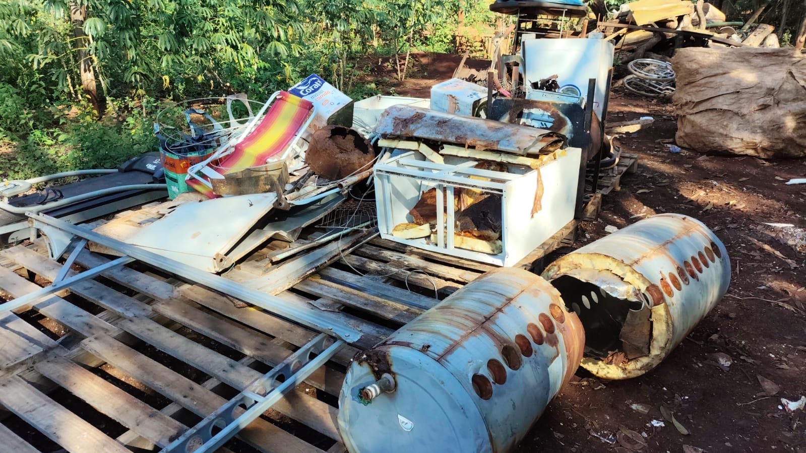 Homem é detido novamente por poluir área de preservação com ferro-velho clandestino em Campo Grande - Imagem do artigo