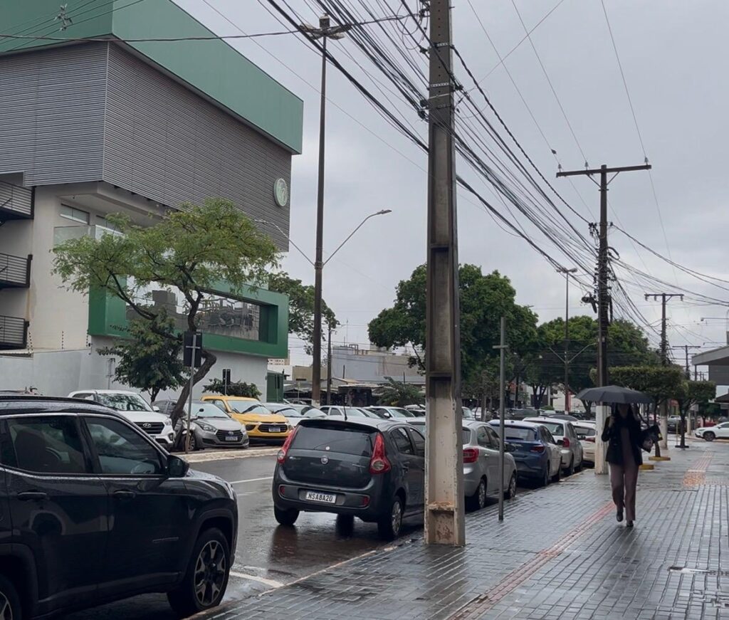 Inmet alerta Dourados sobre tempestades com ventos de até 100 km/h em 18 e 19 de setembro