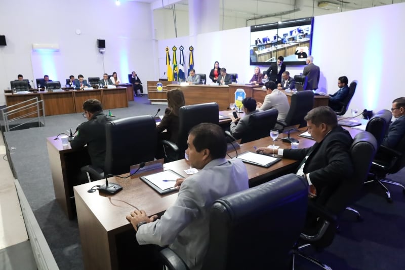 Enfermeiros de Dourados cobram reajuste e valorização na Câmara