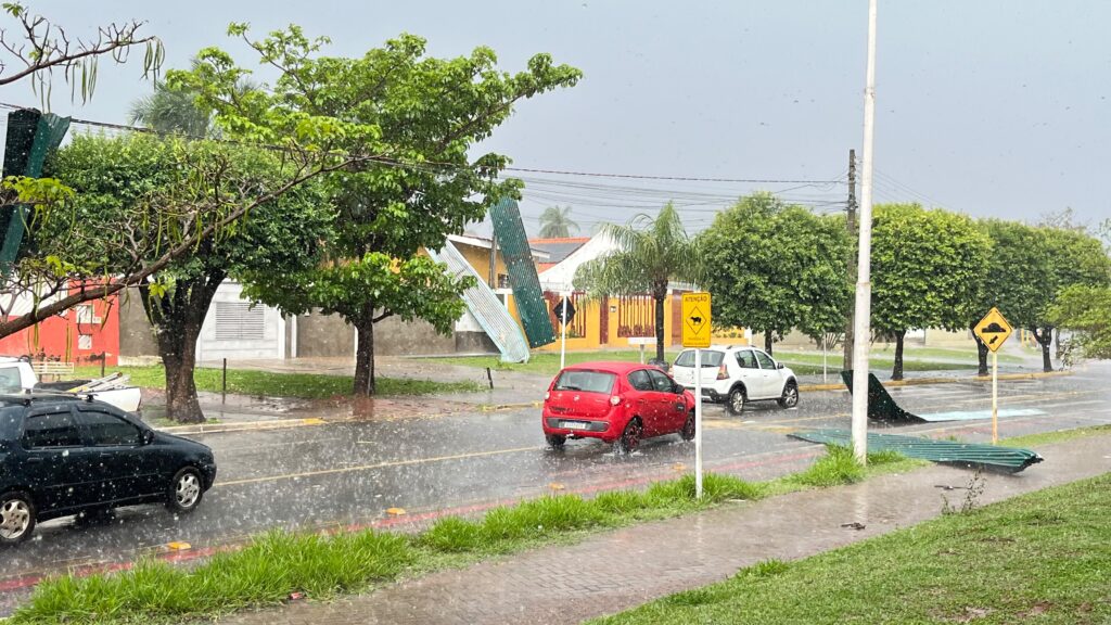 Granizo e chuva intensa atingem Três Lagoas e superam média de outubro