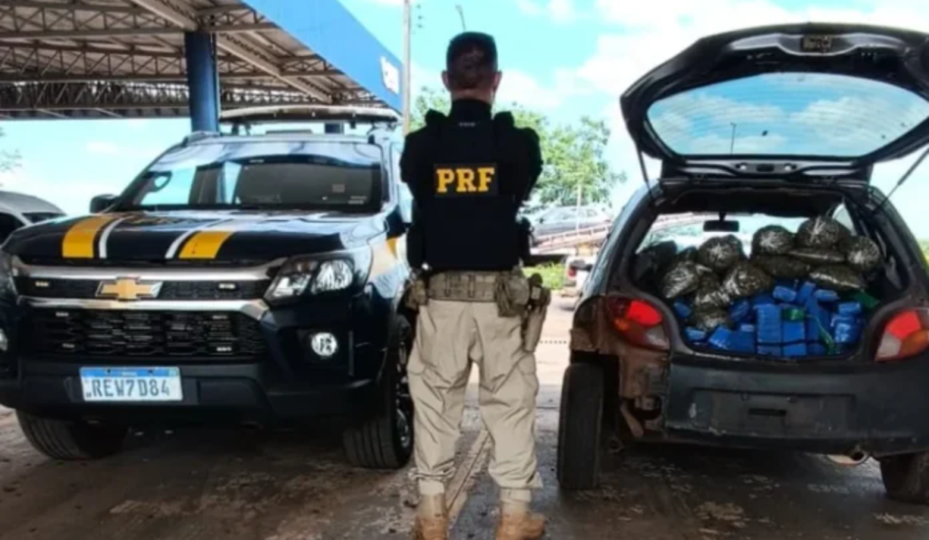 Motorista de 27 anos é preso após fuga de 15 km com quase 222 kg de drogas na BR-376
