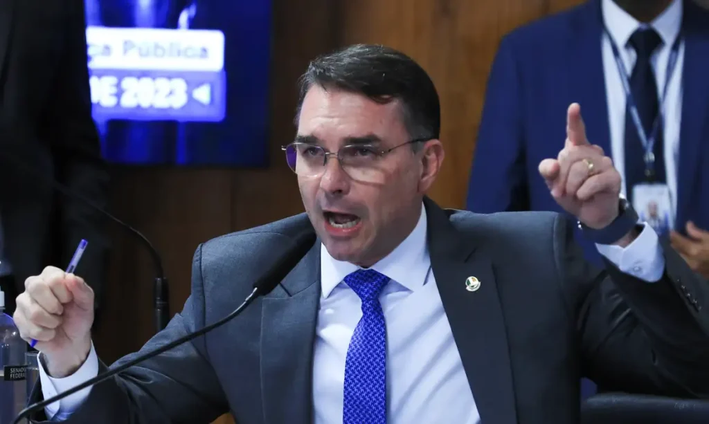 Flávor Bolsonaro condiciona abertura de sigilos à divulgação de contas do Instituto Lula e do Planalto